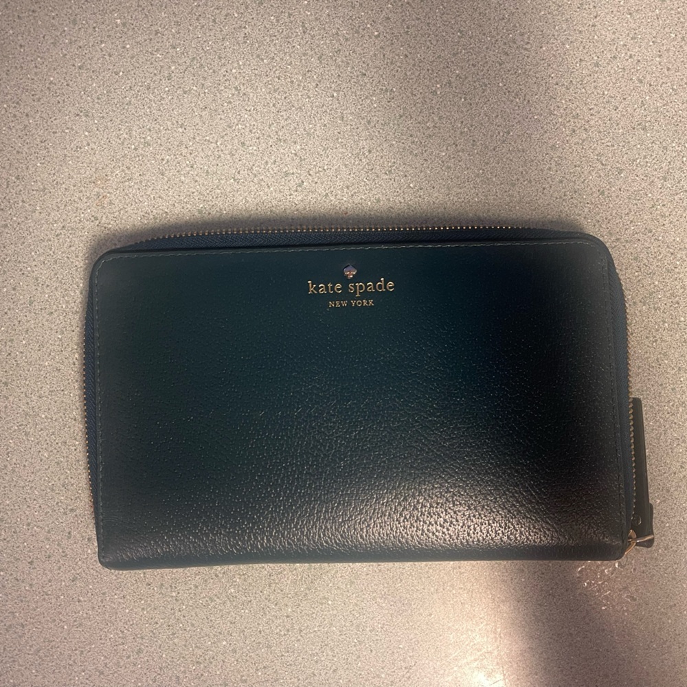 Kate Spade Travel Wallet